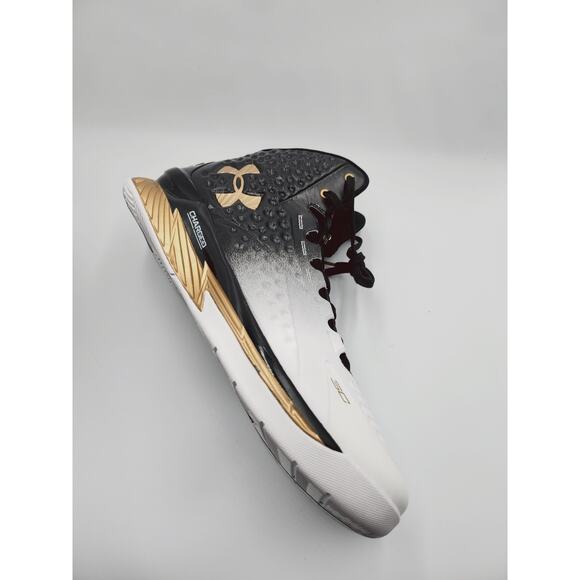 Men\'s Size 10 Under Armour Basketball Shoes Curry 1 MVP 2022 Multi 3026051-001